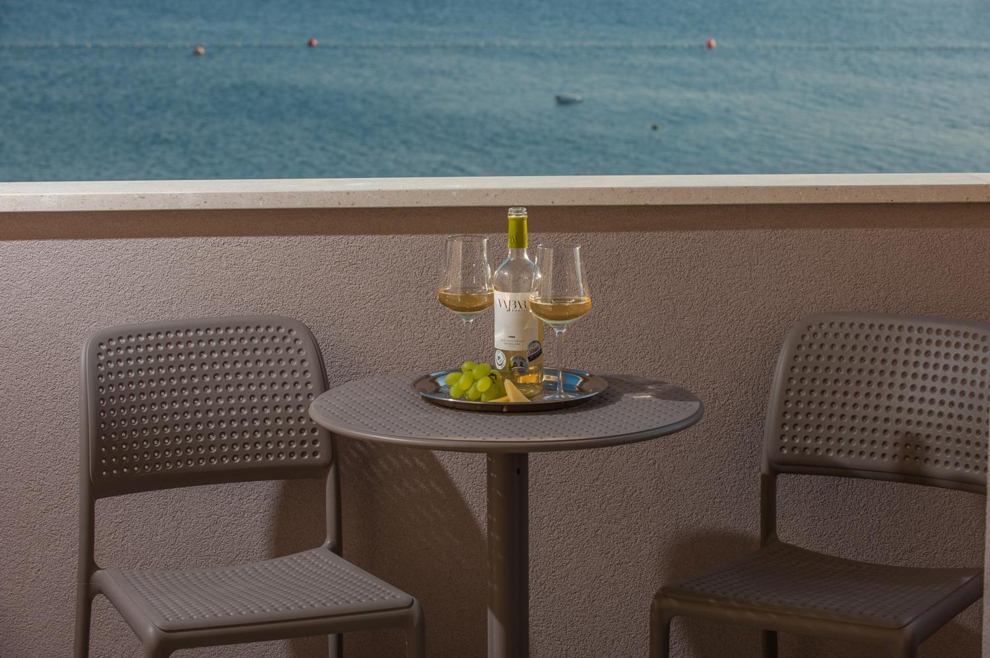 Seaside Luxury Suites بودْسْتغانا الغرفة الصورة
